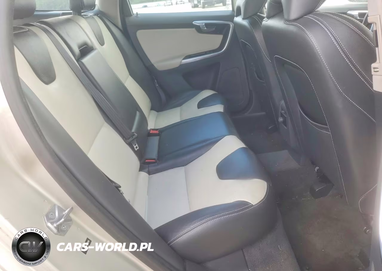2017 Volvo Xc60 T5 VIN:YV440MDJ5H2093588 - 11