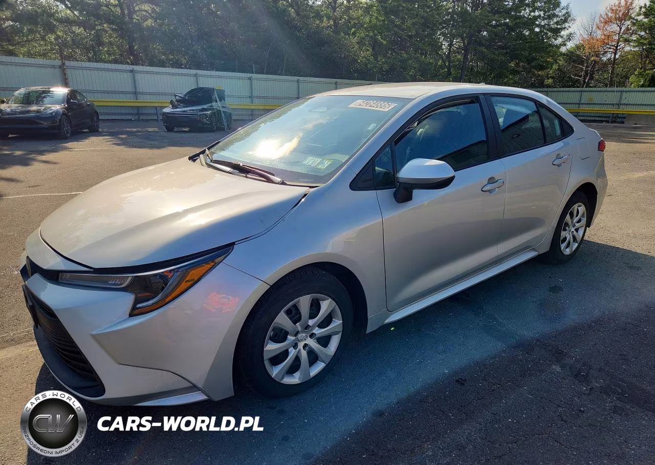 2025 Toyota Corolla Le – zdjęcie 1 z 12