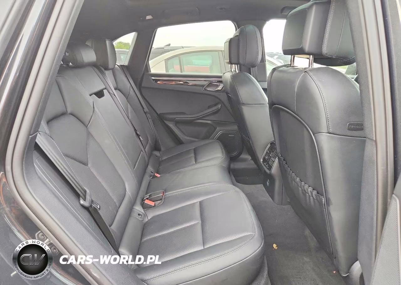 2023 Porsche Macan Base VIN:WP1AA2A54PLB17532 - 10