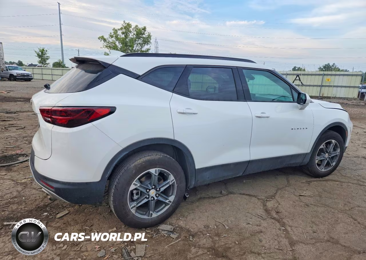 2025 Chevrolet Blazer 2Lt VIN:3GNKBCR43SS119920 - 3