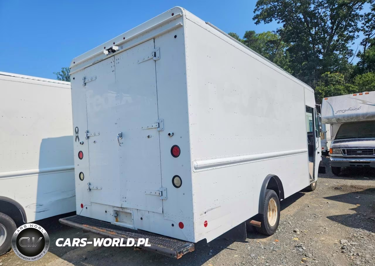 2013 Ford E450 Delivery Truck VIN:1FC4E4KL4DDB11795 - 3