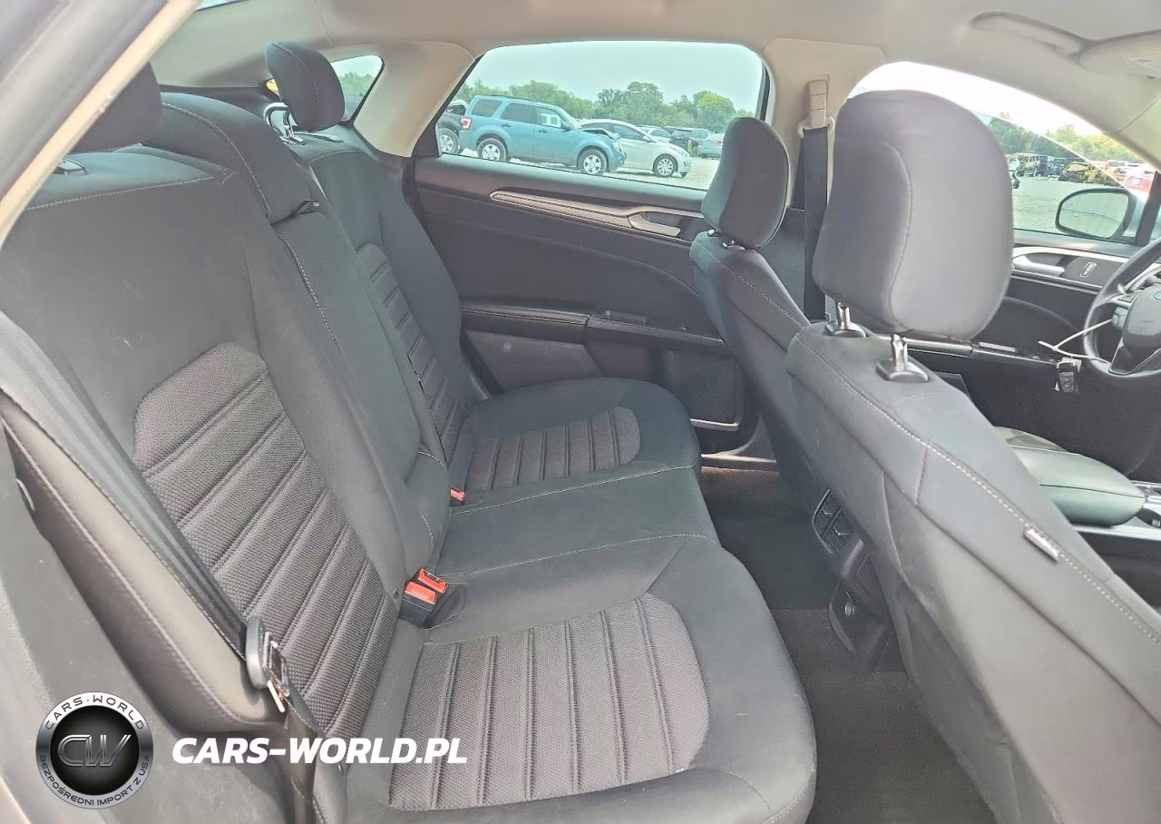 2020 Ford Fusion Se VIN:3FA6P0HD4LR190215 - 10