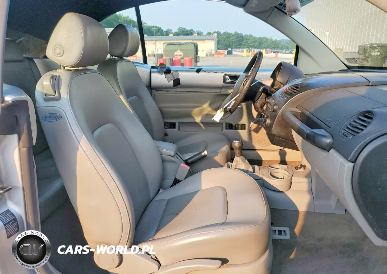 2004 Volkswagen New Beetle Gls VIN:3VWCM31Y94M324927 - 10