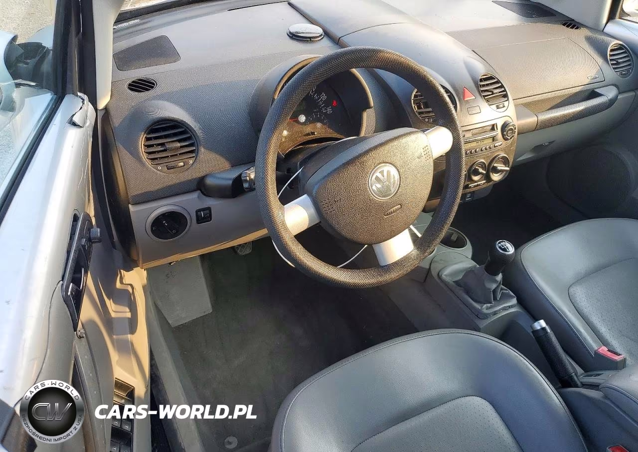 2004 Volkswagen New Beetle Gls VIN:3VWCM31Y94M324927 - 8