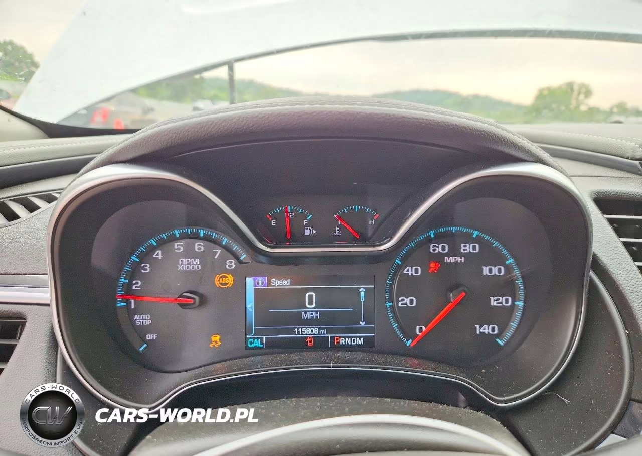 2018 Chevrolet Impala Lt VIN:1G1105SA0JU150832 - 9