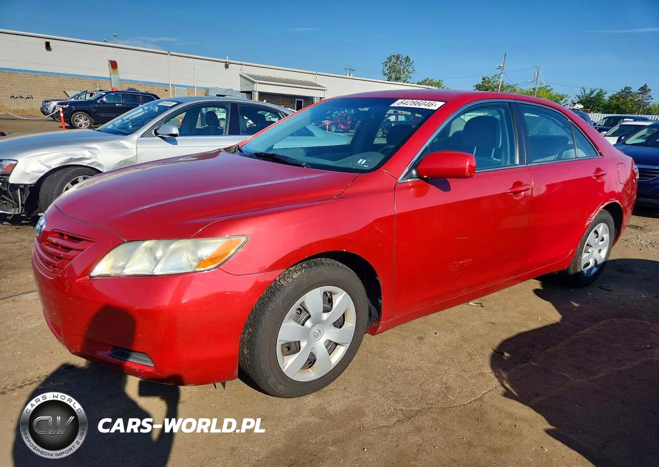 2009 Toyota Camry Le – zdjęcie 1 z 12