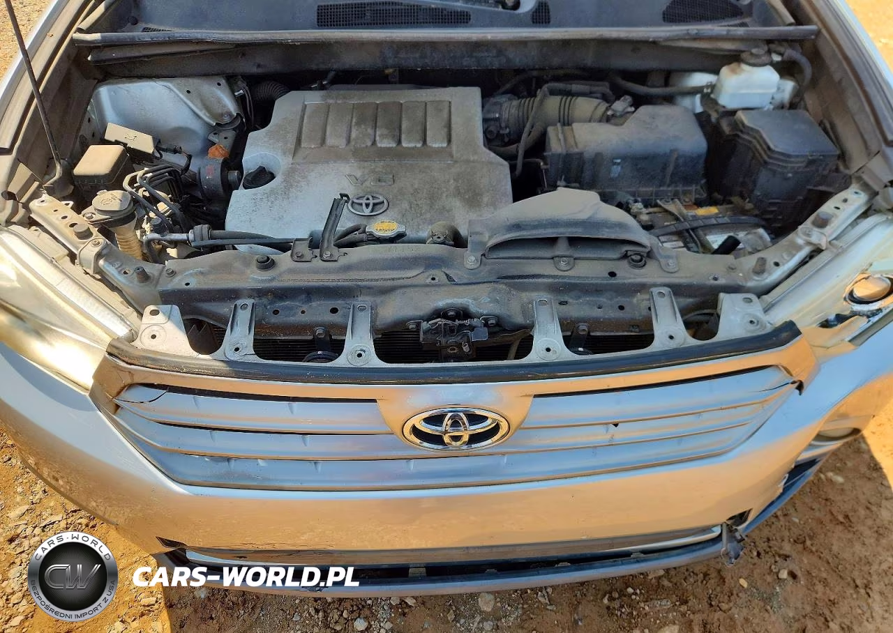 2011 Toyota Highlander Base VIN:5TDZK3EH9BS024217 - 12