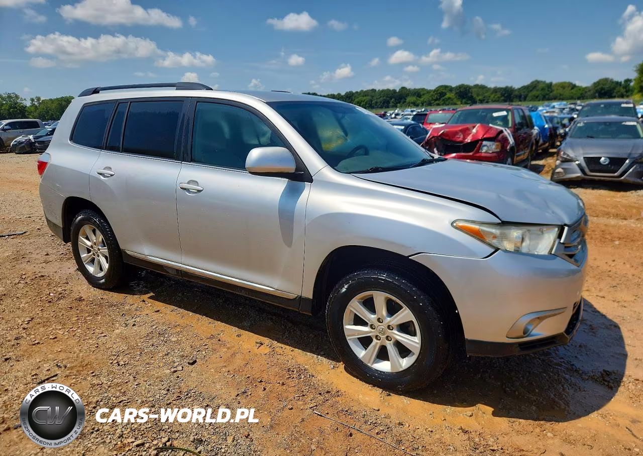 2011 Toyota Highlander Base VIN:5TDZK3EH9BS024217 - 4