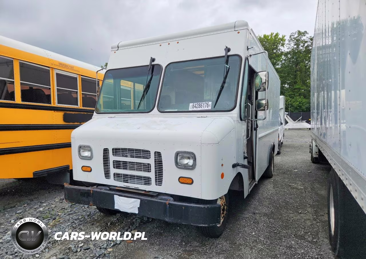 2013 Ford E450 Delivery Truck