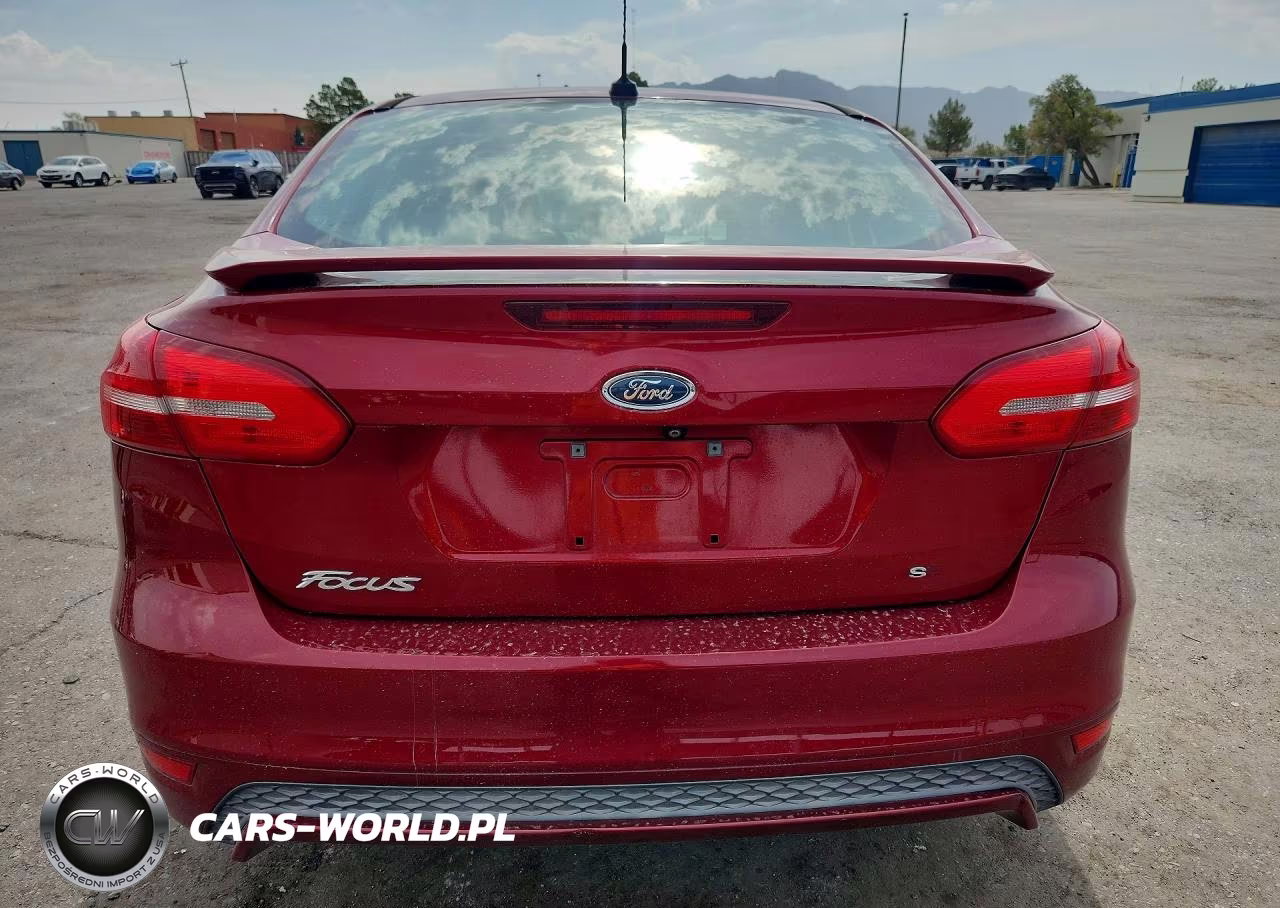 2015 Ford Focus Se VIN:1FADP3F27FL349113 - 6