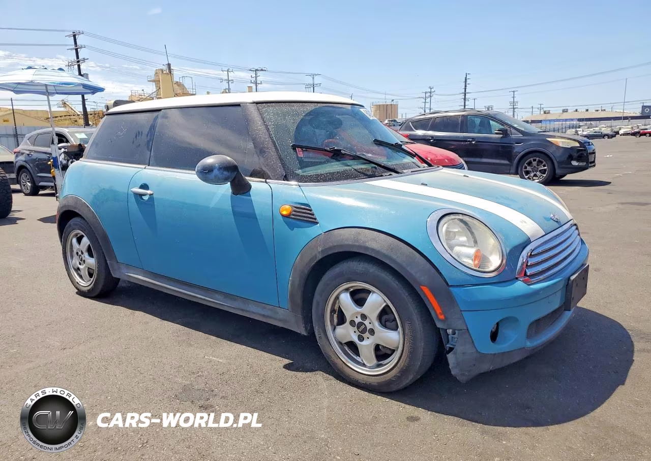 2009 Mini Cooper VIN:WMWMF33599TW76271 - 4