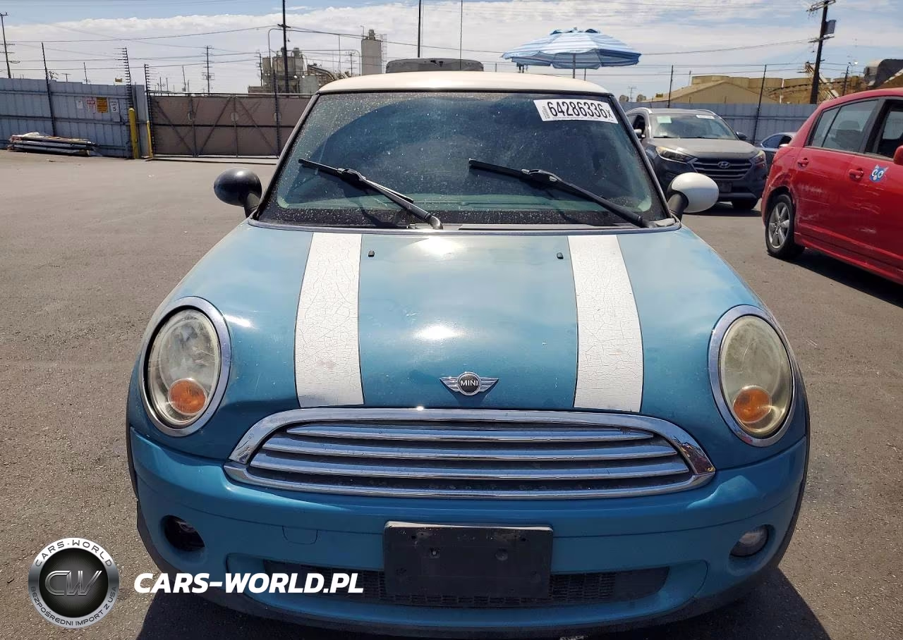 2009 Mini Cooper VIN:WMWMF33599TW76271 - 5