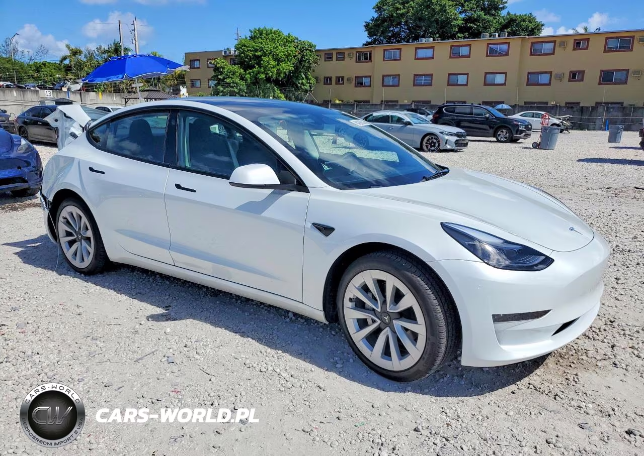 2023 Tesla Model 3 VIN:5YJ3E1EA7PF430528 - 4