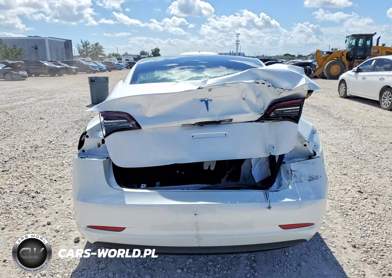2023 Tesla Model 3 VIN:5YJ3E1EA7PF430528 - 6