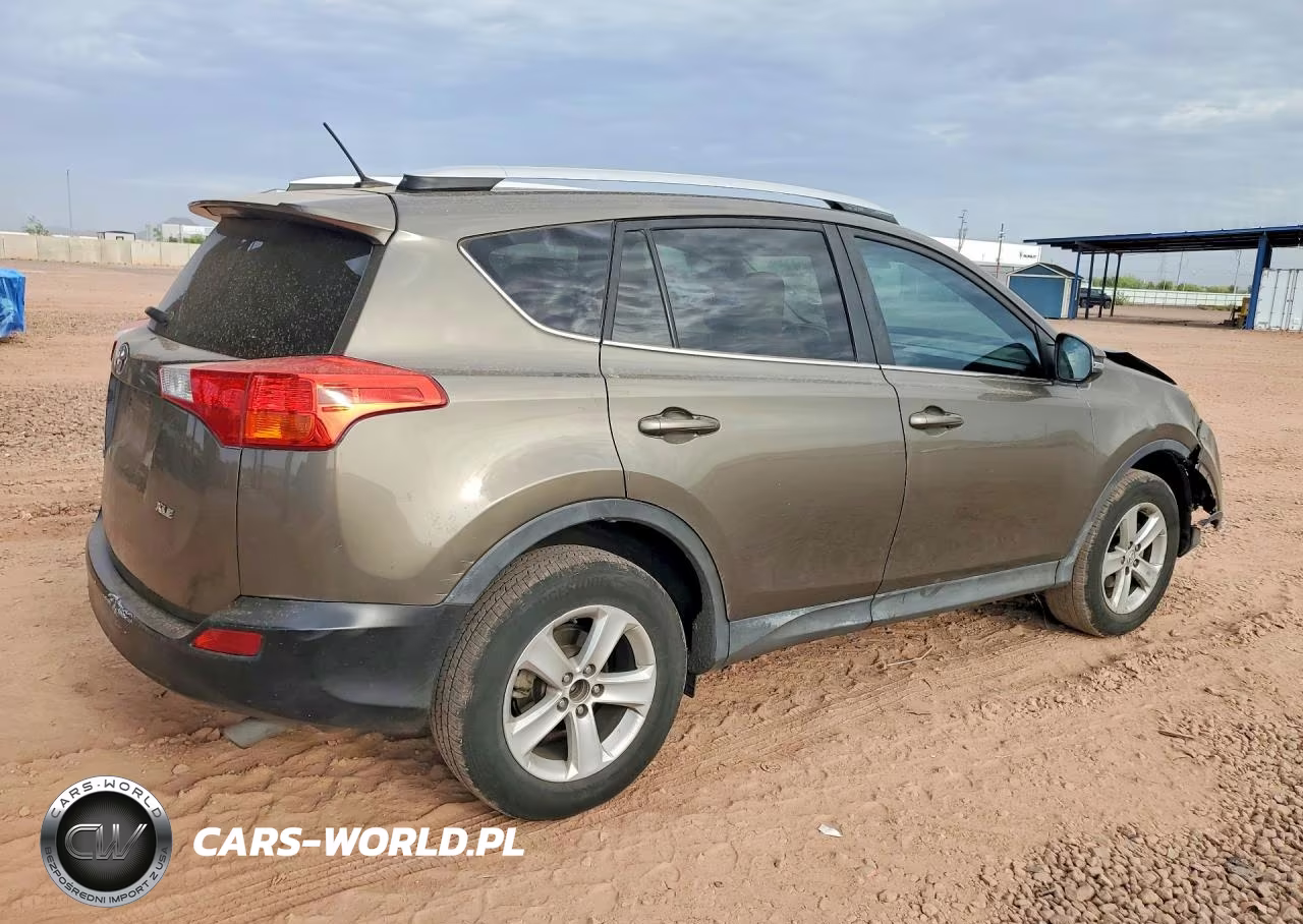 2014 Toyota Rav4 Xle VIN:2T3WFREV4EW098499 - 3