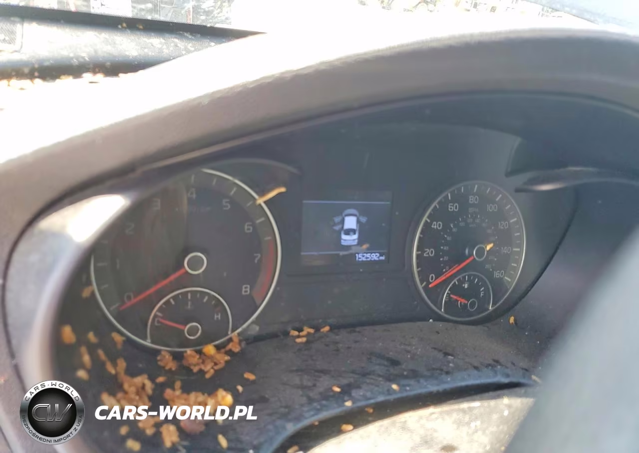 2019 Kia Optima Lx VIN:5XXGT4L3XKG329065 - 9