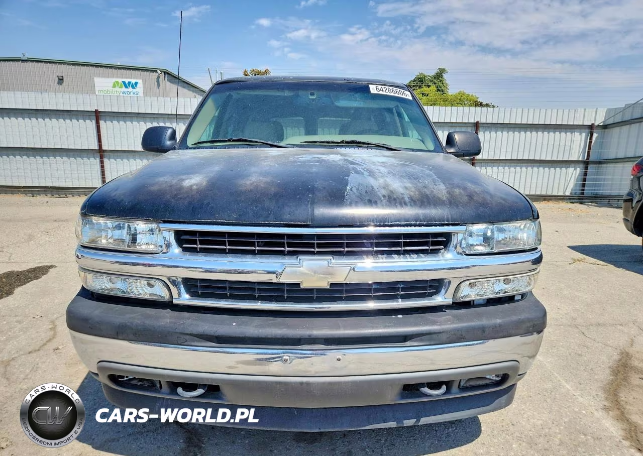 2002 Chevrolet Tahoe C1500 VIN:1GNEC13TX2J100507 - 5