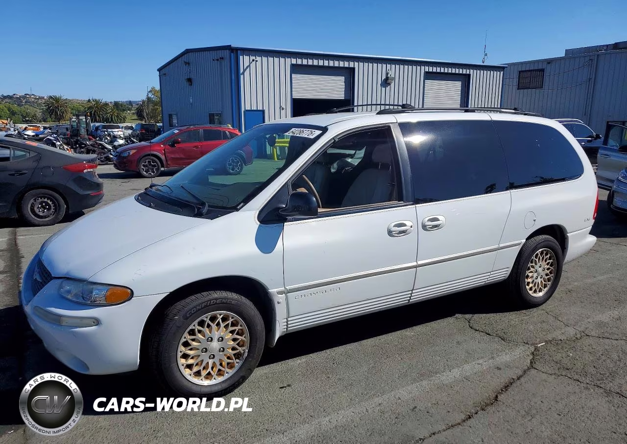 1998 Chrysler Town & Country Lxi
