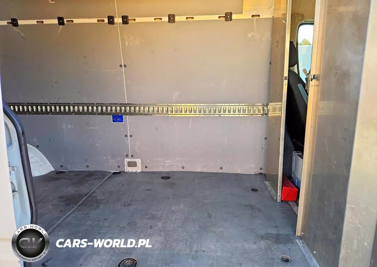 2015 Freightliner Sprinter 2500 VIN:WDYPE8DC5FP117273 - 11