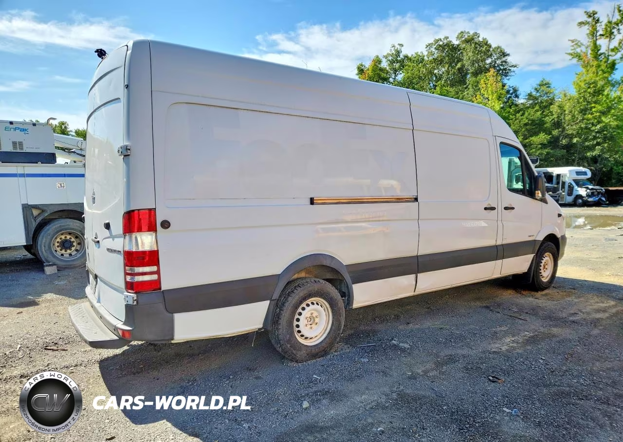 2015 Freightliner Sprinter 2500 VIN:WDYPE8DC5FP117273 - 3