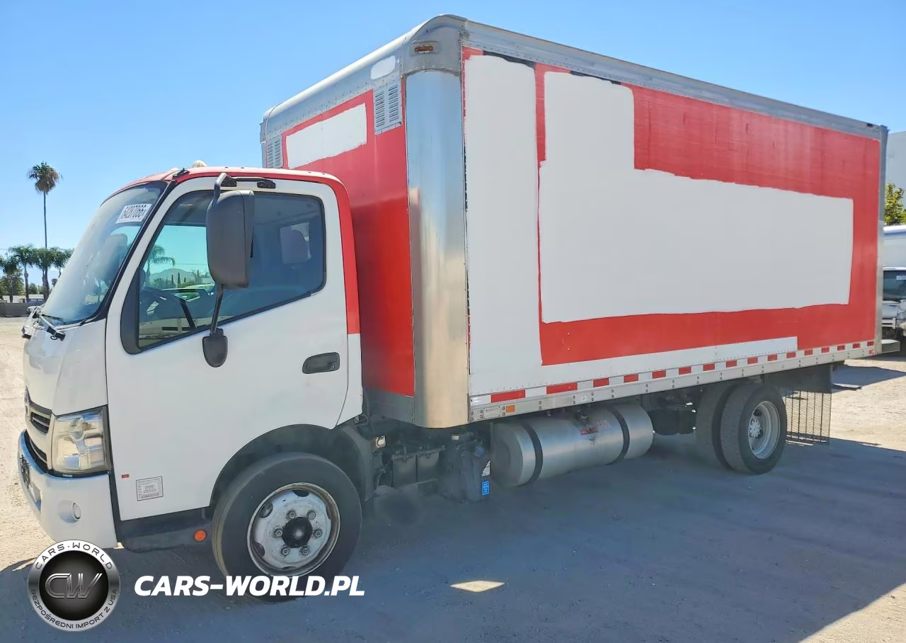 2018 Hino 195 – zdjęcie 1 z 14