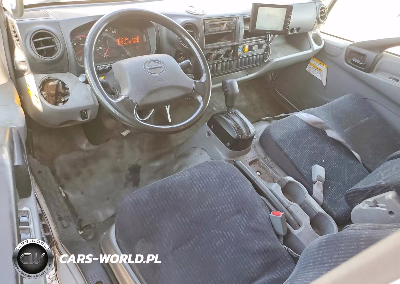 2018 Hino 195 VIN:JHHSDM2H8JK006333 - 8