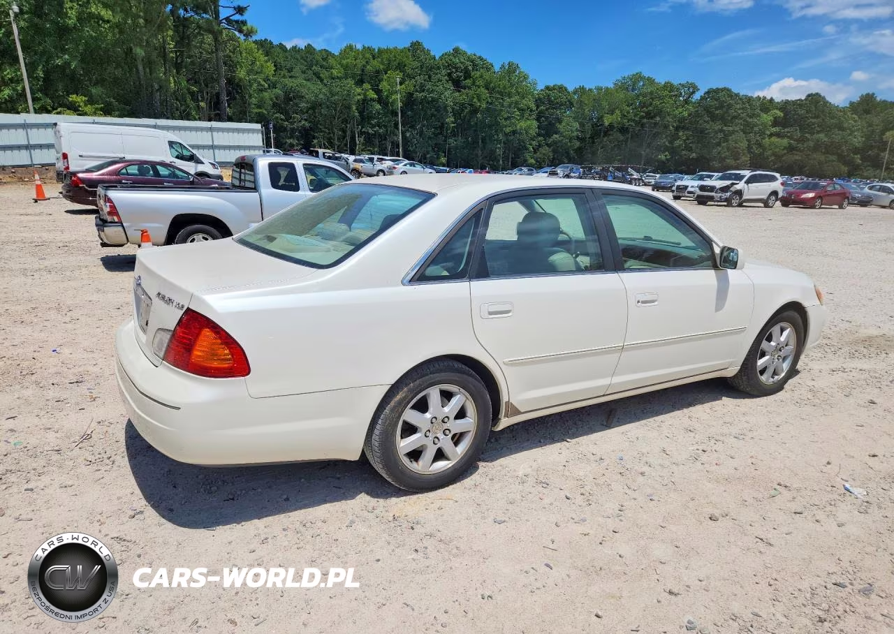 2000 Toyota Avalon Xls VIN:4T1BF28B6YU020276 - 3