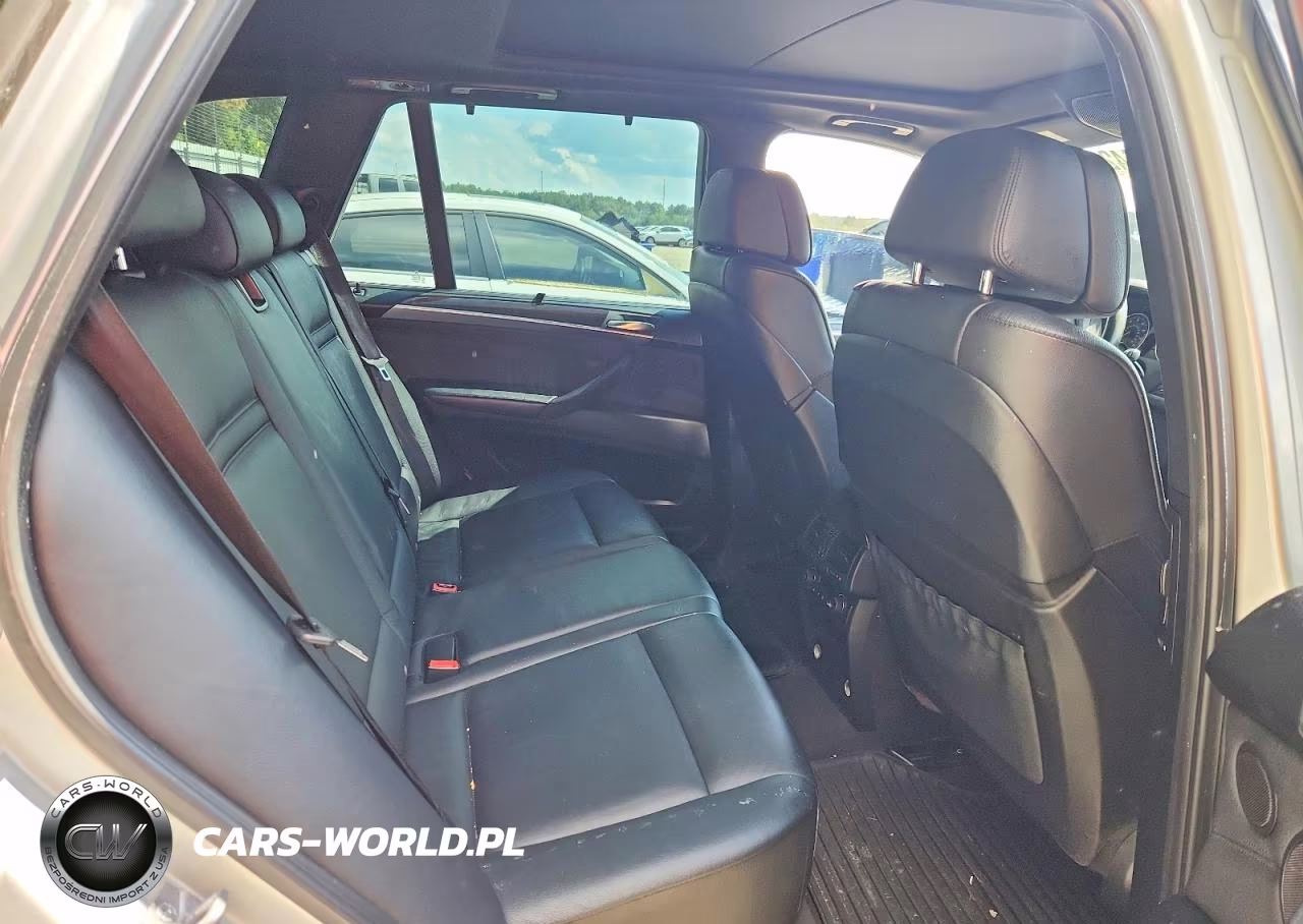 2013 BMW X5 VIN:5UXZV4C51D0E11082 - 10