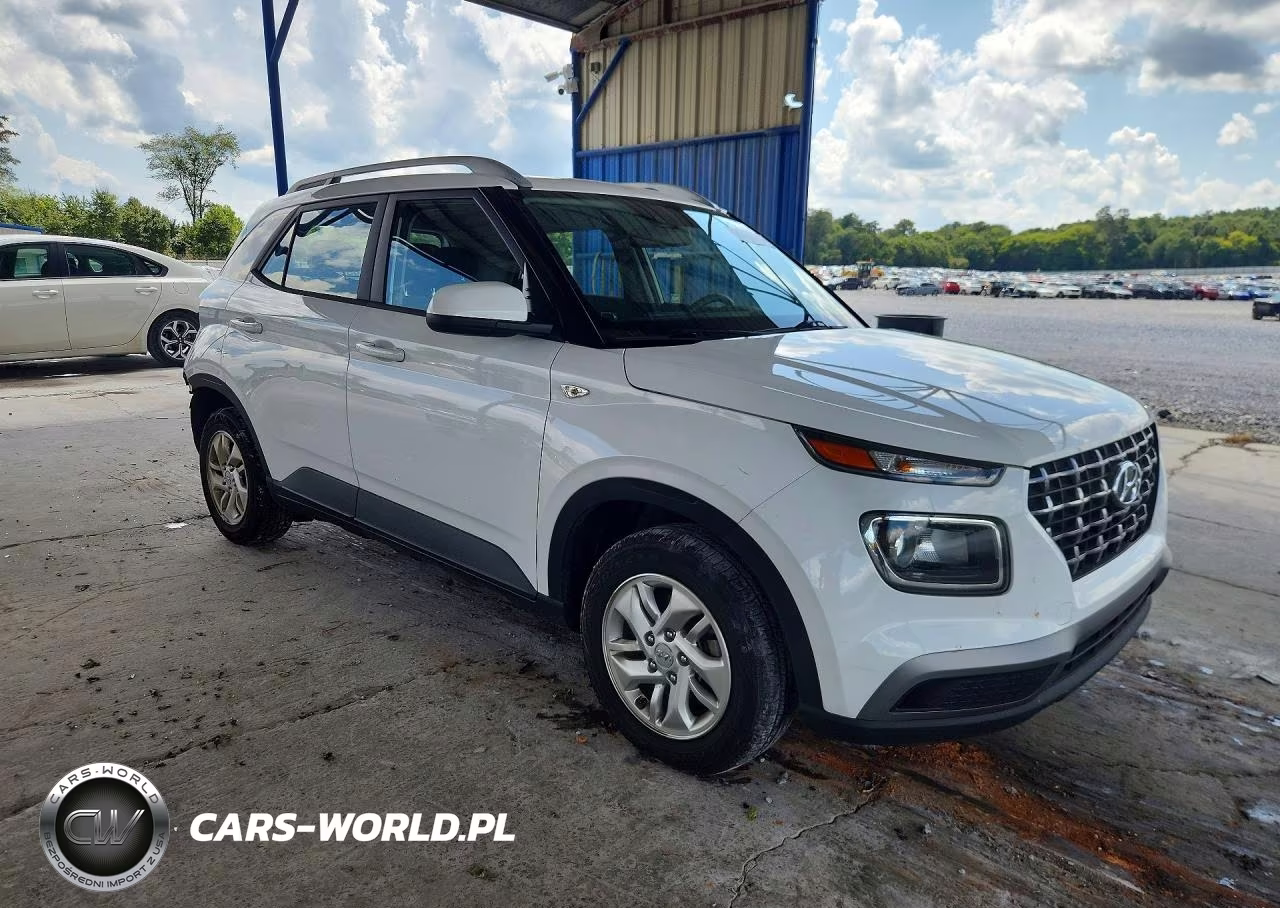 2020 Hyundai Venue Sel VIN:KMHRC8A30LU043610 - 4