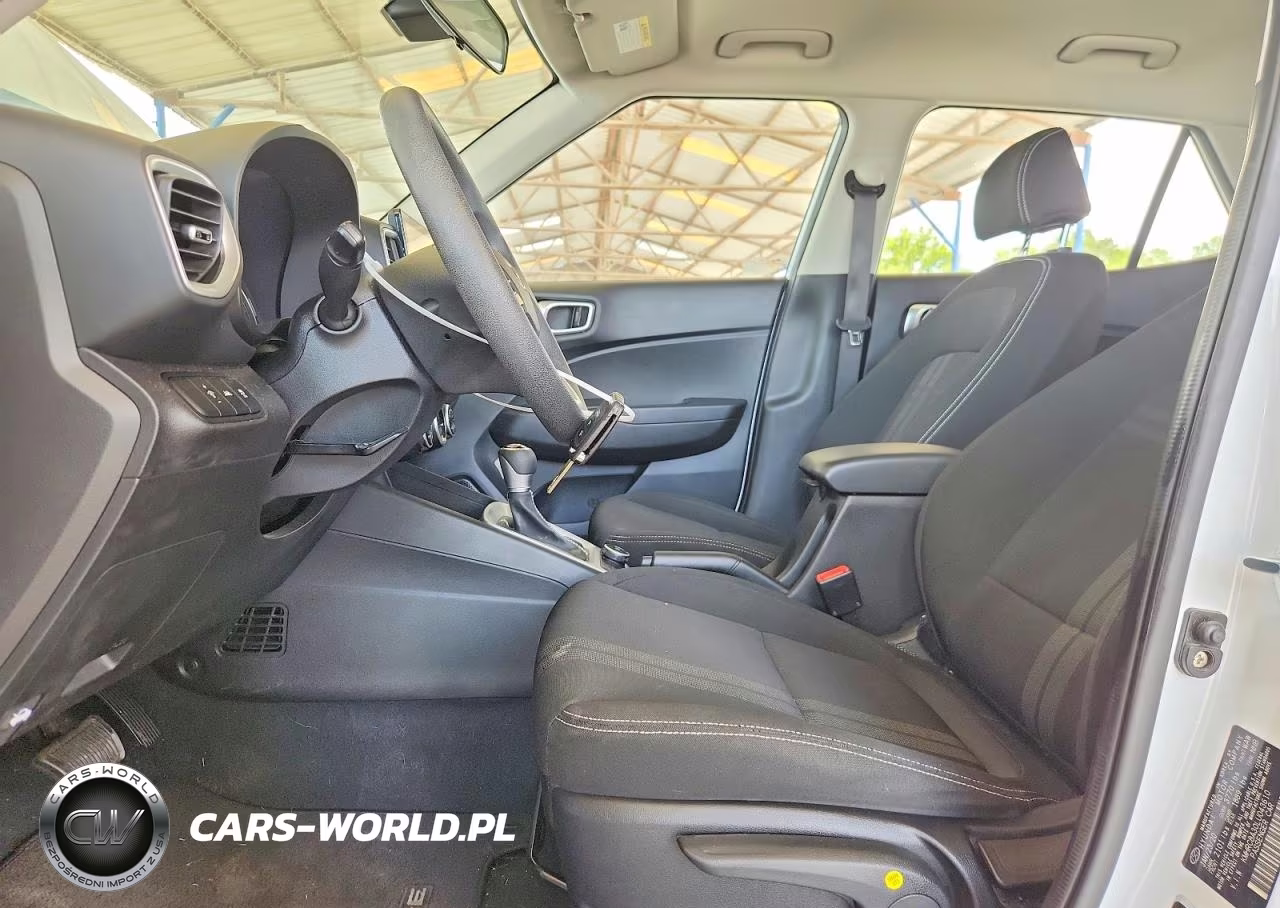 2020 Hyundai Venue Sel VIN:KMHRC8A30LU043610 - 7