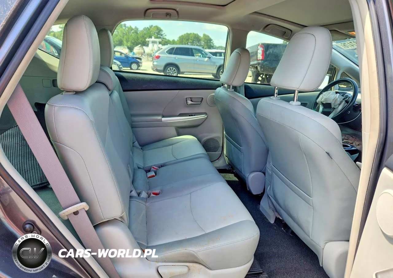 2014 Toyota Prius V Five VIN:JTDZN3EU5E3327117 - 11