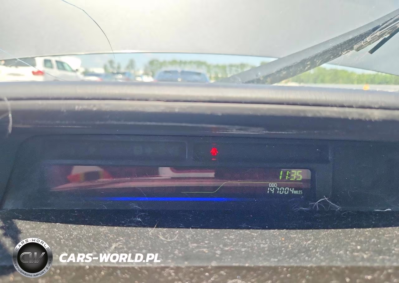 2014 Toyota Prius V Five VIN:JTDZN3EU5E3327117 - 9
