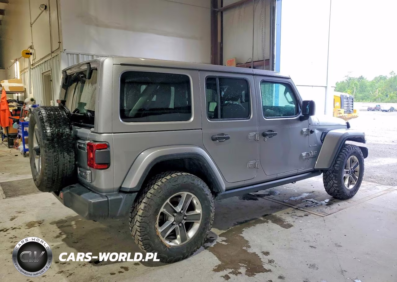 2018 Jeep Wrangler Unlimited Sahara VIN:1C4HJXEG6JW249142 - 3