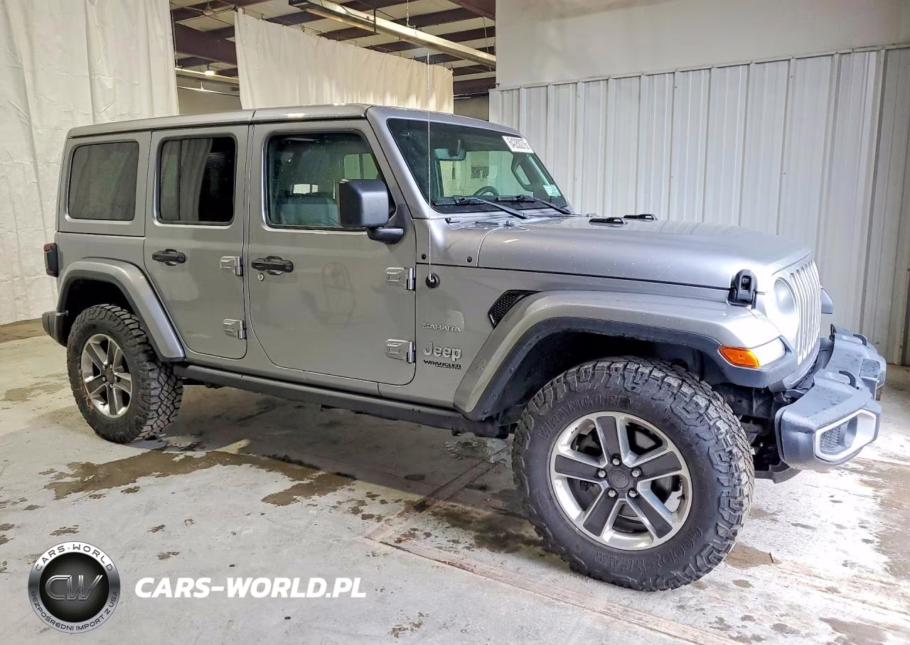 2018 Jeep Wrangler Unlimited Sahara VIN:1C4HJXEG6JW249142 - 4