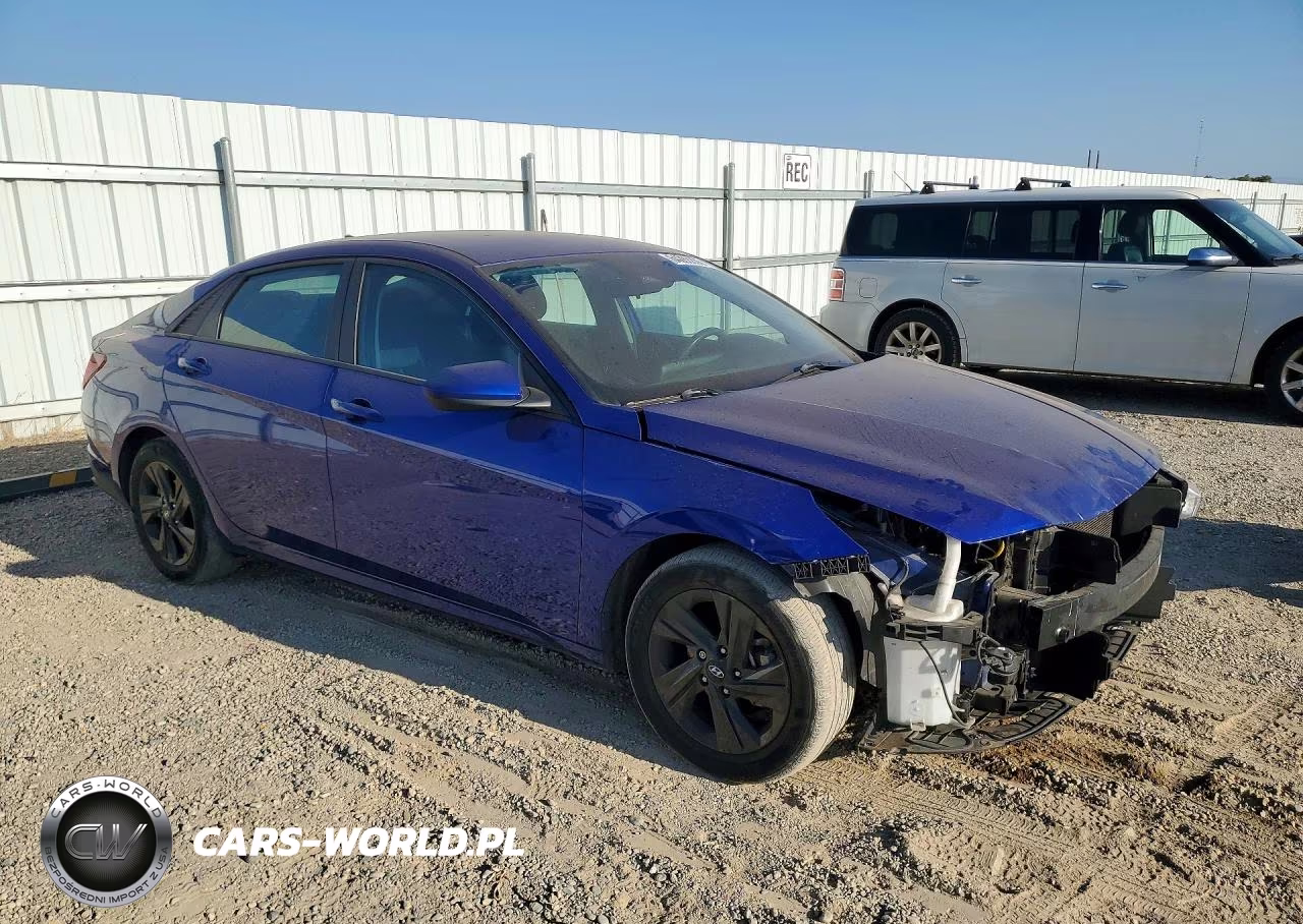 2023 Hyundai Elantra Sel VIN:KMHLM4AG9PU632479 - 4