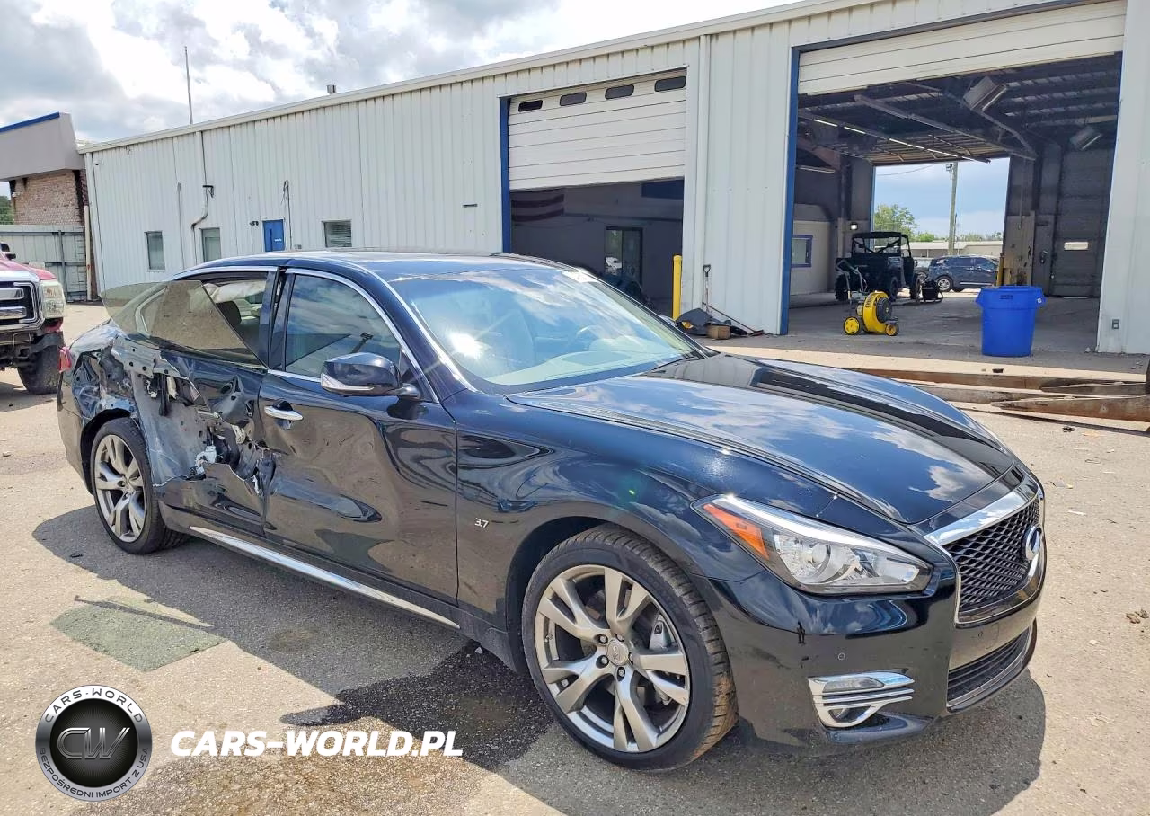 2017 Infiniti Q70L 3.7 VIN:JN1BY1PP7HM170552 - 4