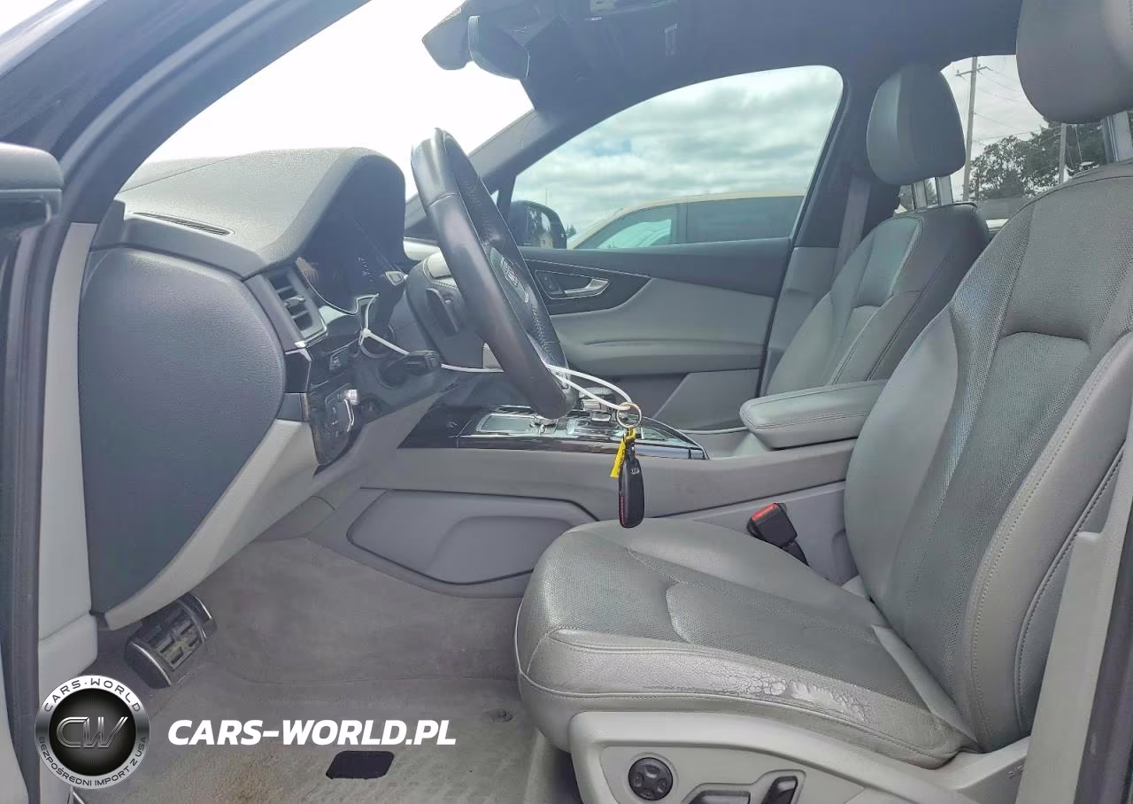 2017 Audi Q7 Prestige VIN:WA1VAAF78HD020654 - 7