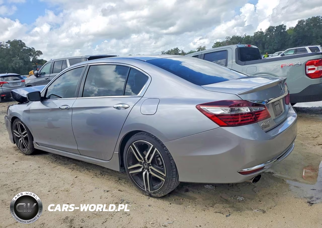 2017 Honda Accord Sport Special Edition VIN:1HGCR2F12HA058343 - 2