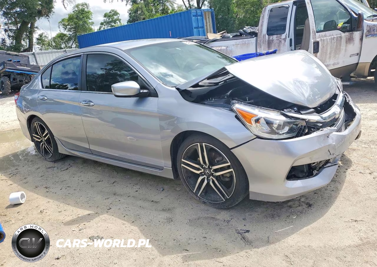 2017 Honda Accord Sport Special Edition VIN:1HGCR2F12HA058343 - 4