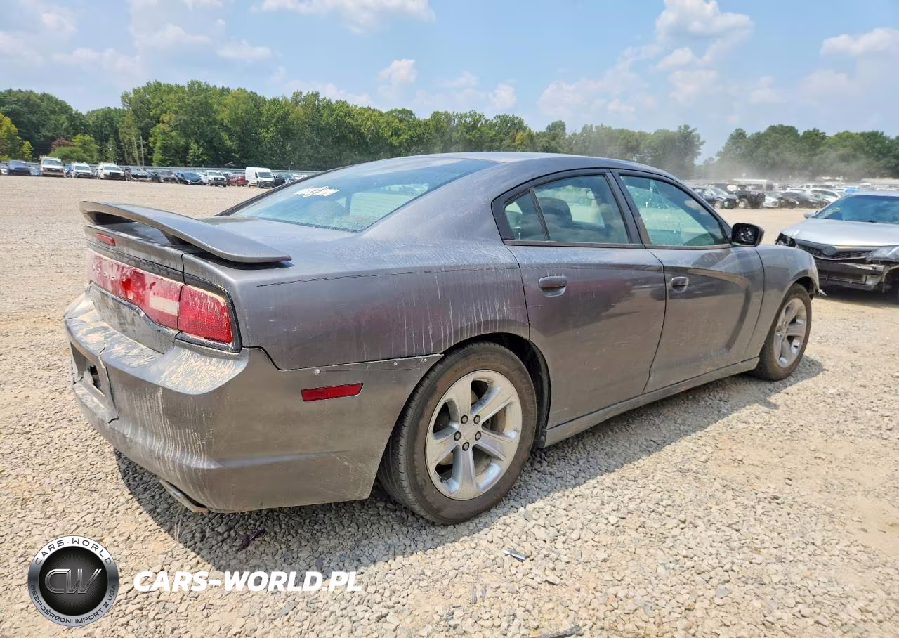 2012 Dodge Charger Se VIN:2C3CDXBG8CH245170 - 3