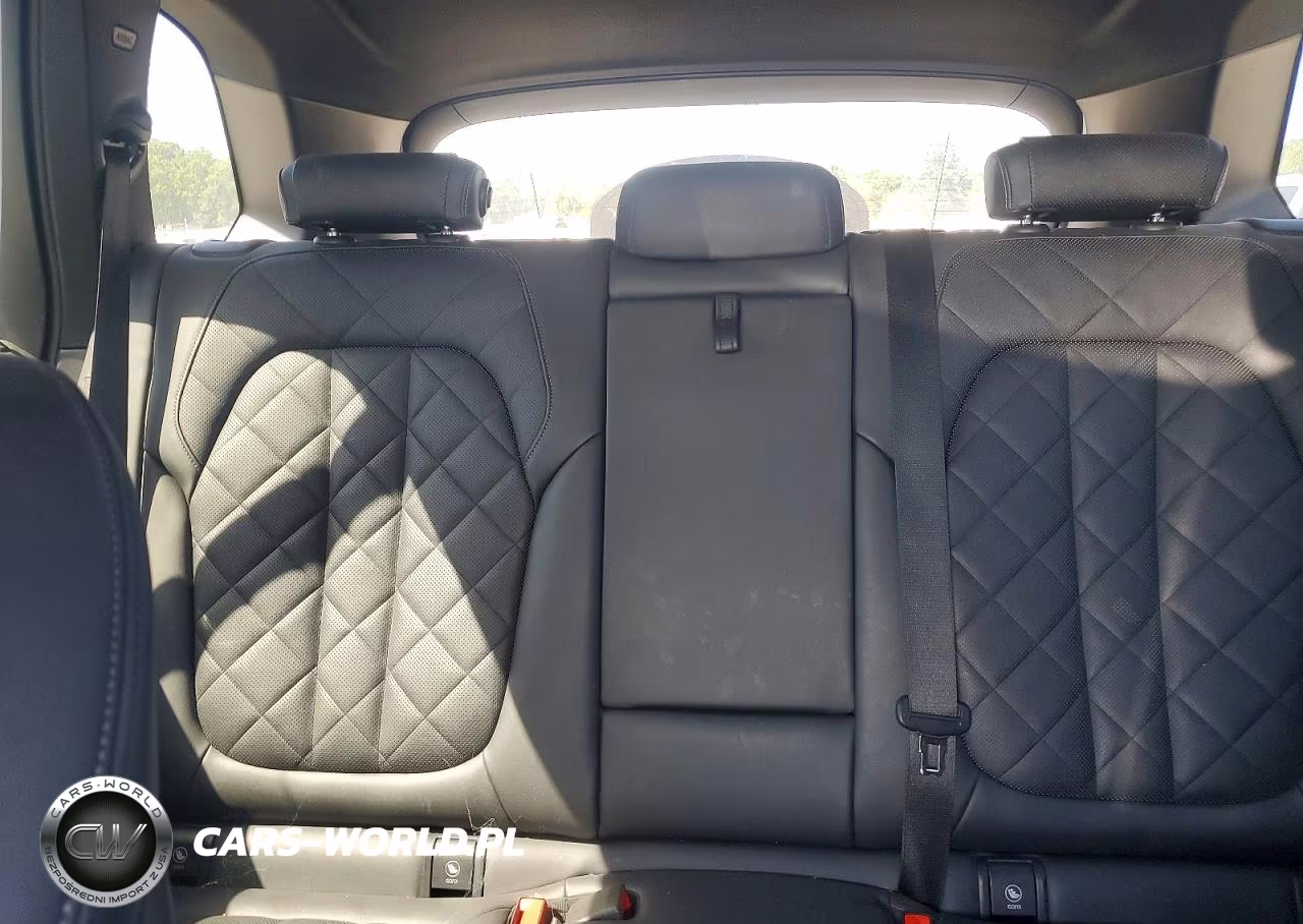 2023 BMW X5 xDrive45E VIN:5UXTA6C08P9P18330 - 10