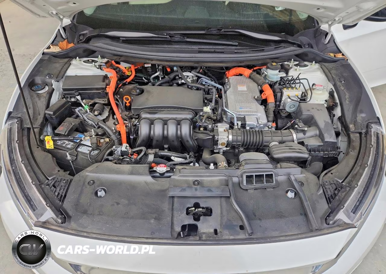 2018 Honda Clarity Touring VIN:JHMZC5F32JC008922 - 11