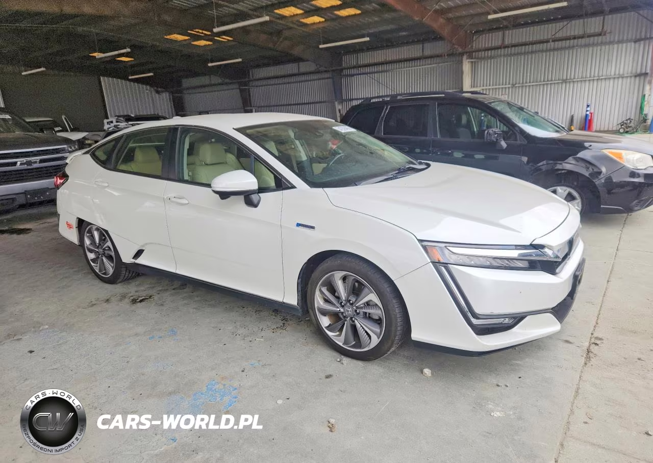 2018 Honda Clarity Touring VIN:JHMZC5F32JC008922 - 4