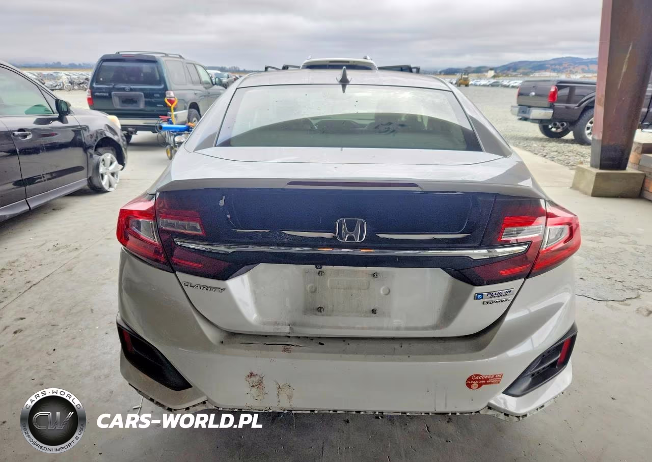 2018 Honda Clarity Touring VIN:JHMZC5F32JC008922 - 6