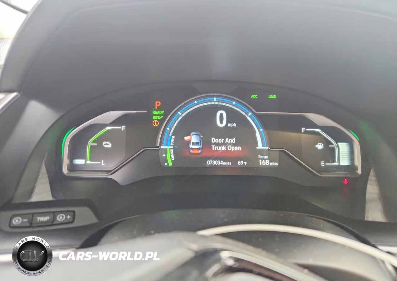 2018 Honda Clarity Touring VIN:JHMZC5F32JC008922 - 9