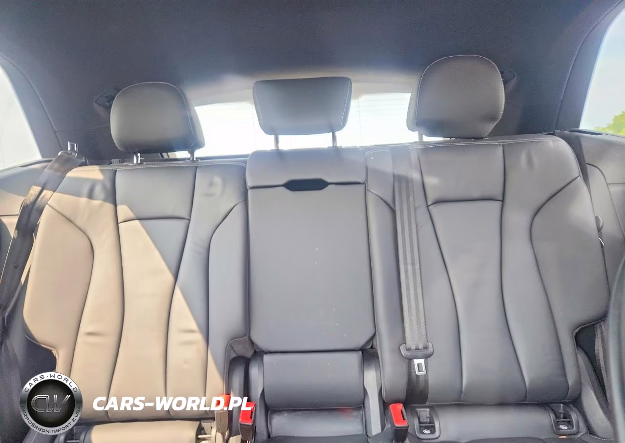 2019 Audi Q8 Premium VIN:WA1AVAF13KD016260 - 10