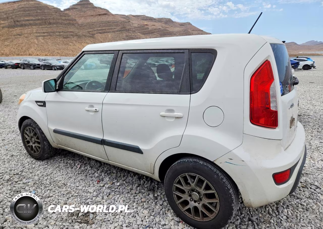 2013 Kia Soul Base VIN:KNDJT2A56D7572771 - 2