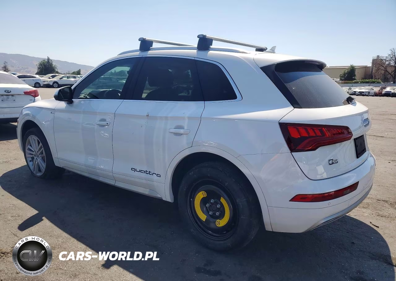 2018 Audi Q5 Premium Plus VIN:WA1BNAFY4J2245543 - 2