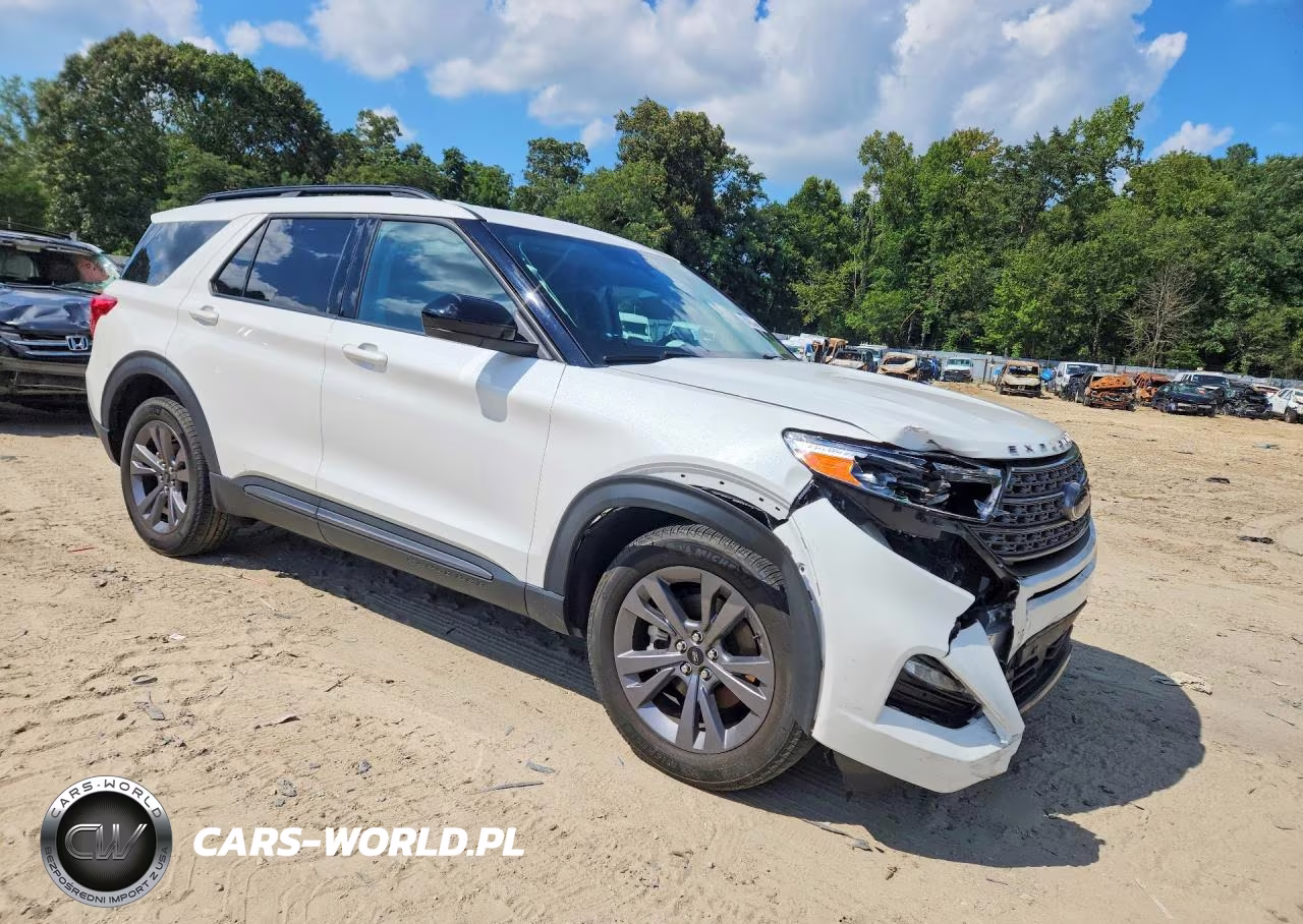 2023 Ford Explorer Xlt VIN:1FMSK8DH1PGA38349 - 4