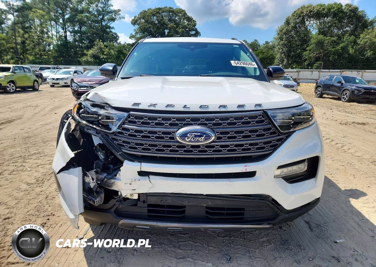 2023 Ford Explorer Xlt VIN:1FMSK8DH1PGA38349 - 5